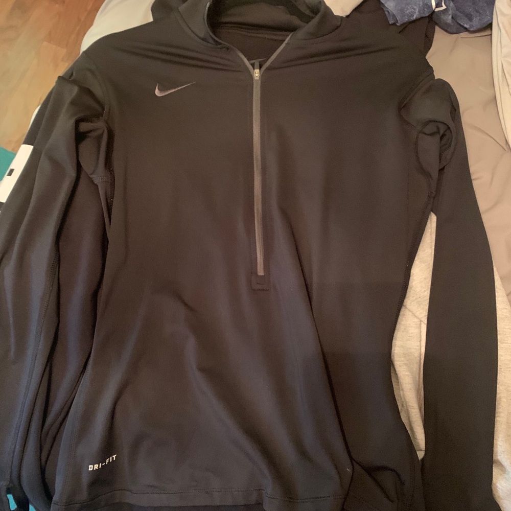 Women’s Nike Dry-Fit Half Zip